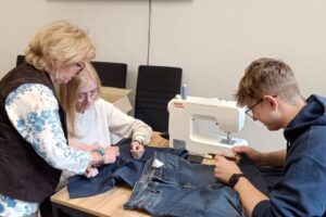 pokolenia nitką połączone 1 pokolenia nitką połączone 1